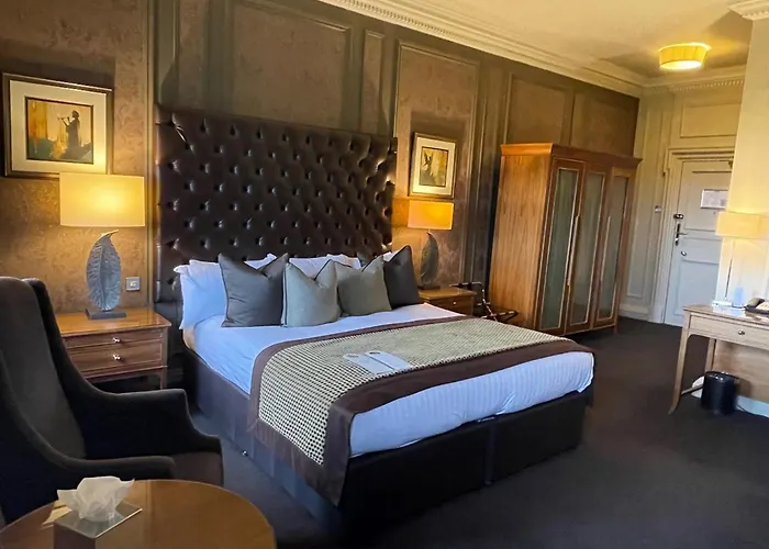 Crathorne Hall