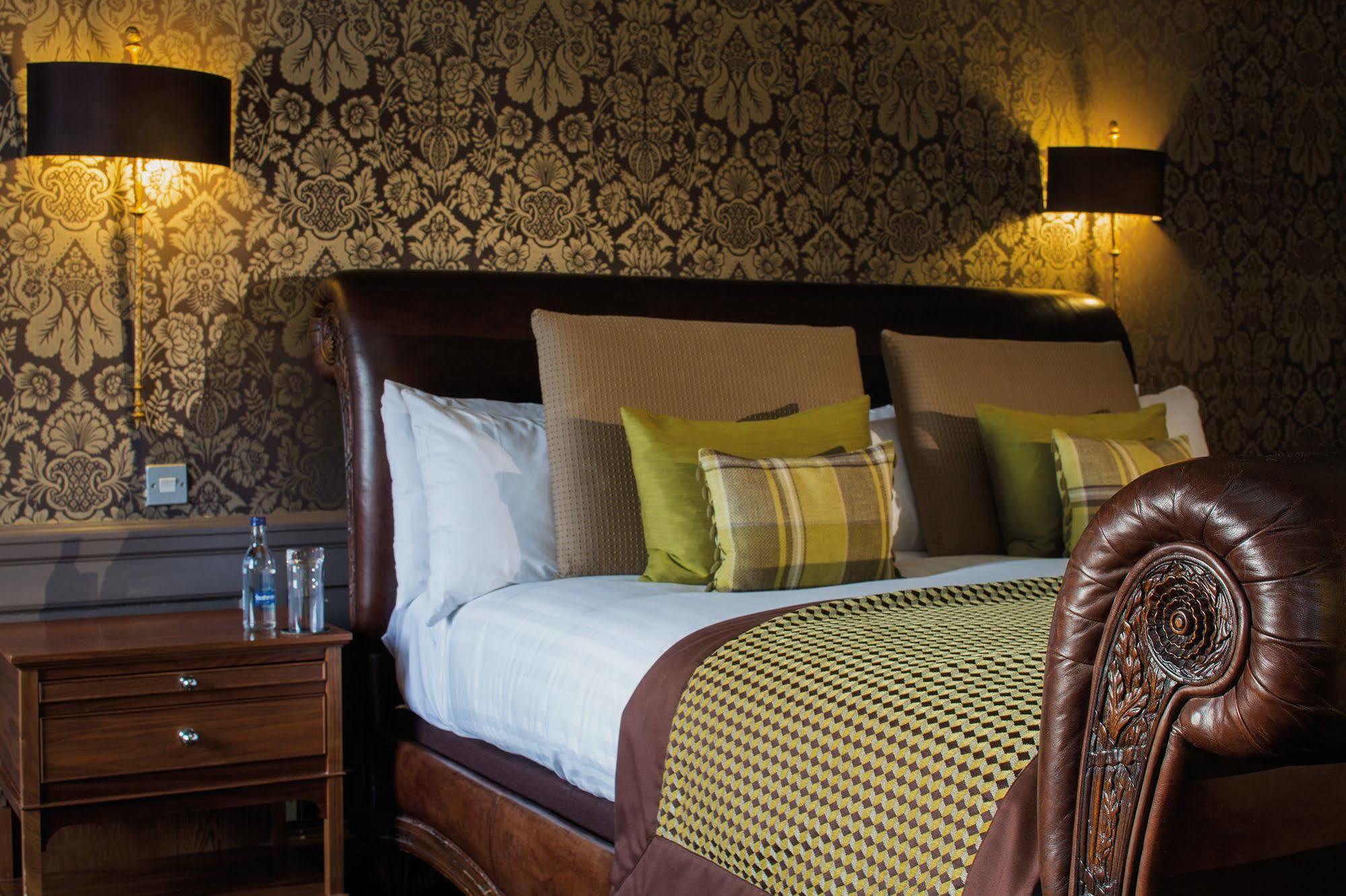 Hotel Crathorne Hall 4*